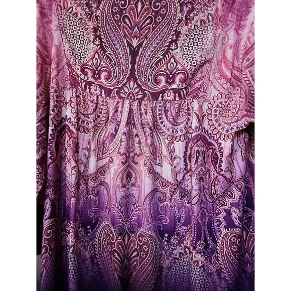 One World Womens Medium Blue Paisley Printed Tshirt Tunic Top NWT B7 Excellent - Picture 5 of 6